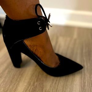 Marc Fisher Black ankle heels